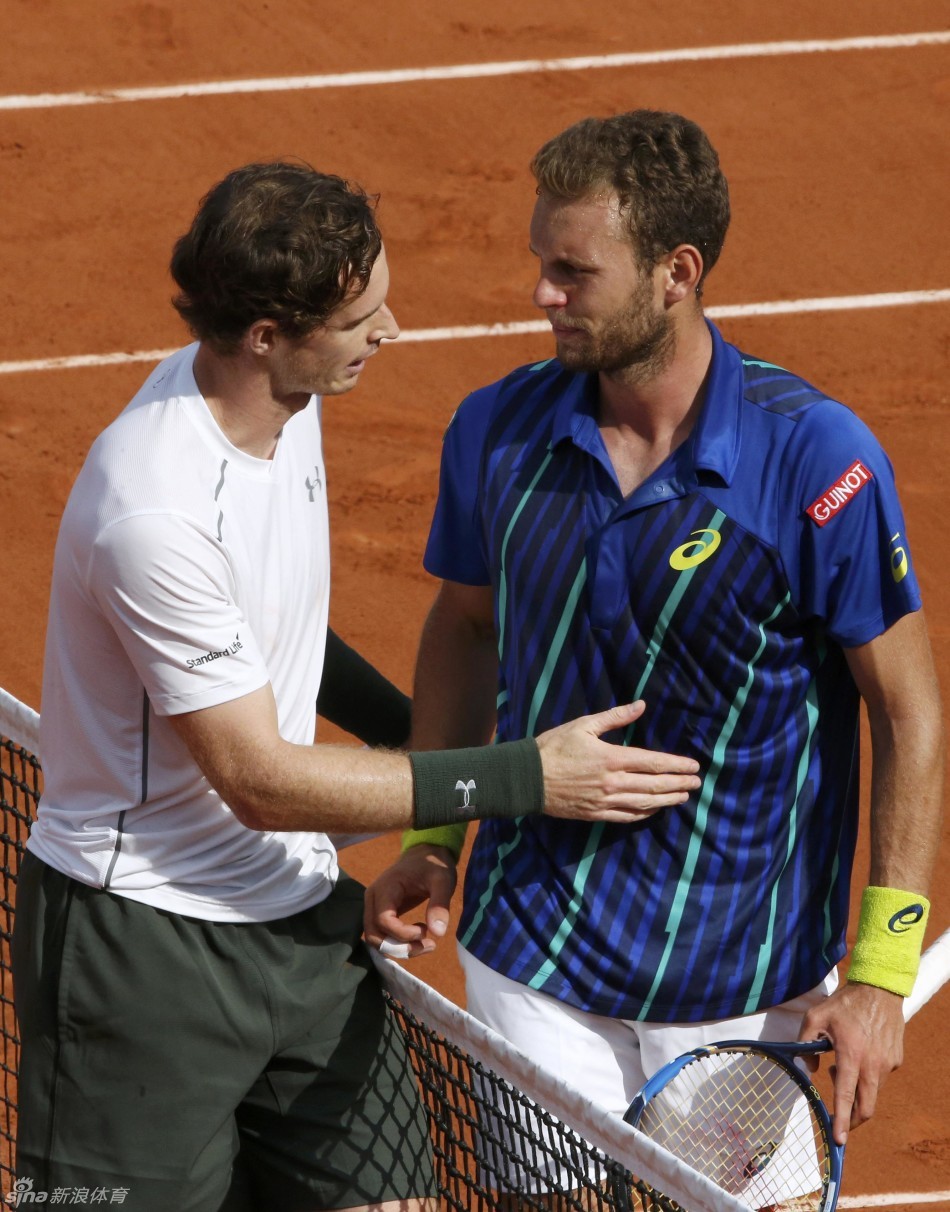 联合杯逆转法网,穆雷统治全场 联合杯逆转法网,穆雷统治全场