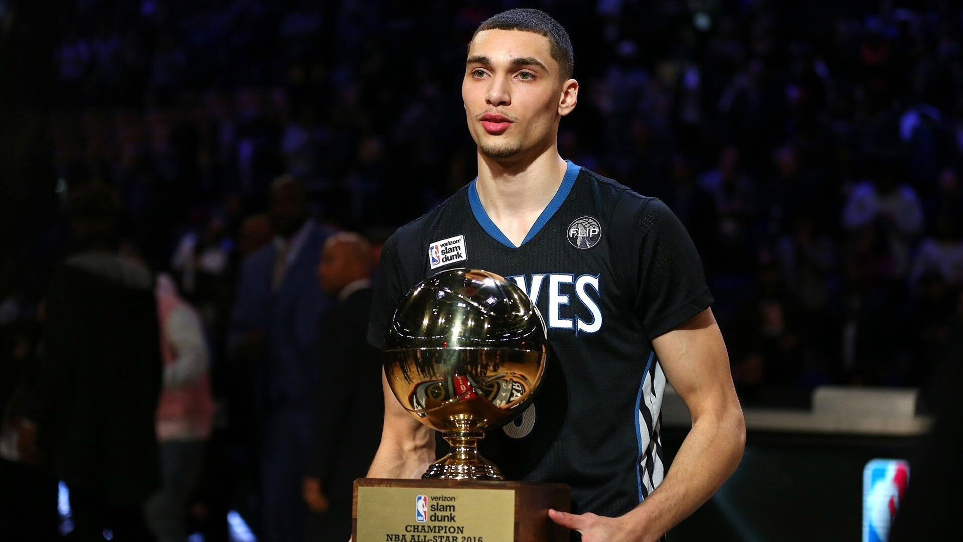 绿茵场上的唯一性，日本末节奇迹与C罗的胜负手哲学