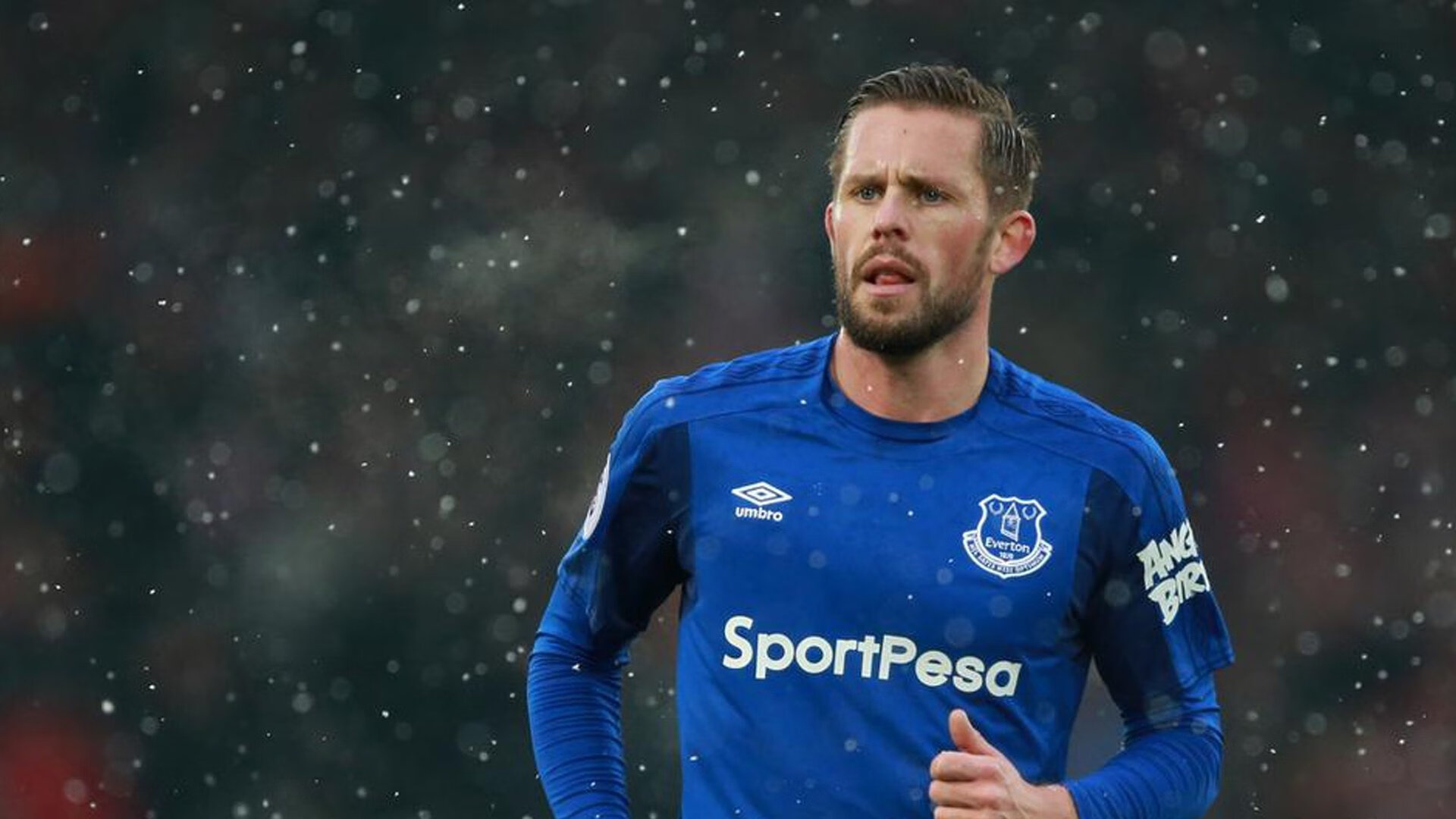 厄瓜多尔单节拉开阿森纳，哈弗茨成为全场焦点，一场撕裂宿命的光影对决