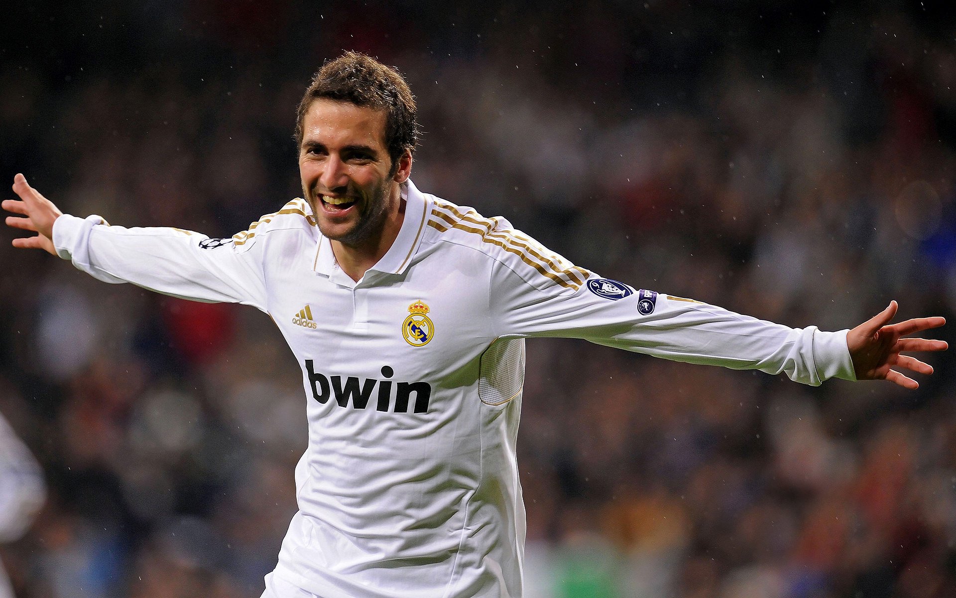 IM体育平台-绝杀之夜，唯一的主角，当丹麦的铁蹄踏碎雷恩，库尔图瓦让悬念提前落幕